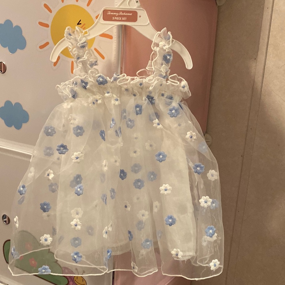 Amazon flower dress, 3-6 months